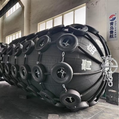 Pneumatski morski blatobran sa dodacima